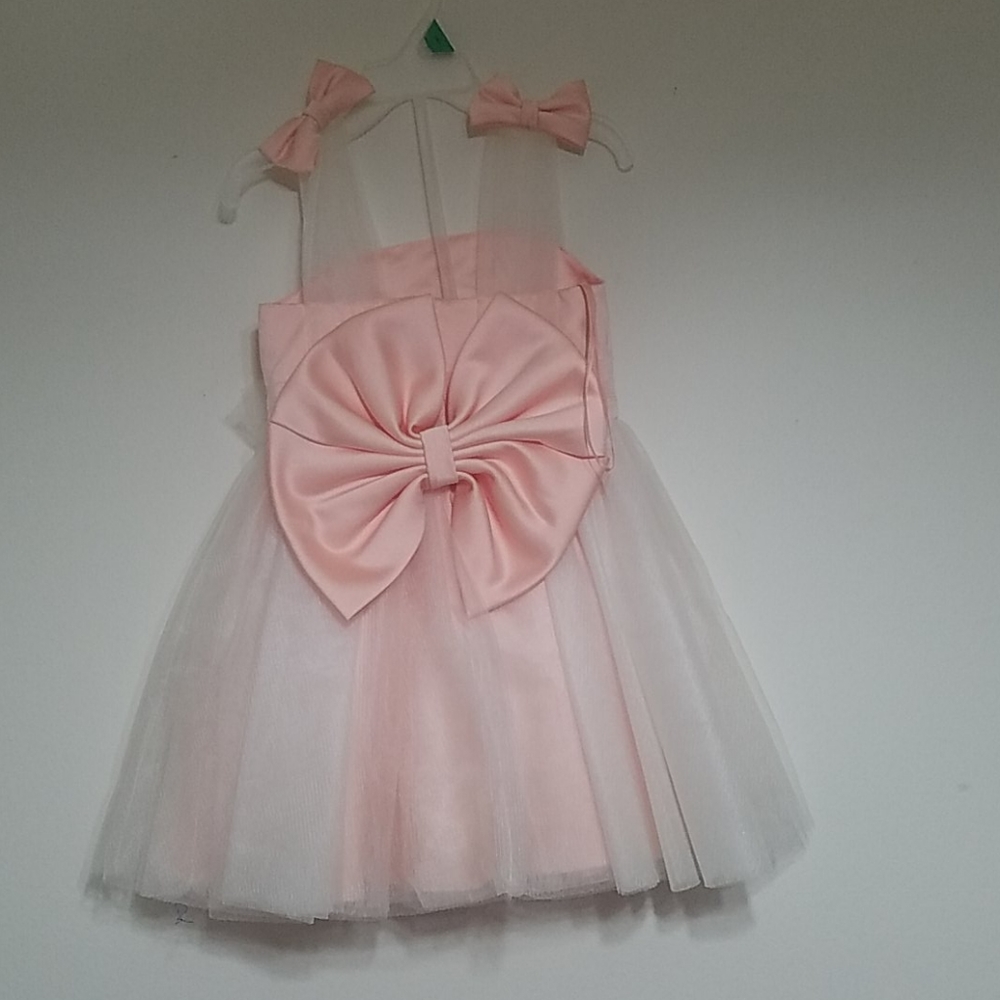 Dress - Picture 3 of 3
